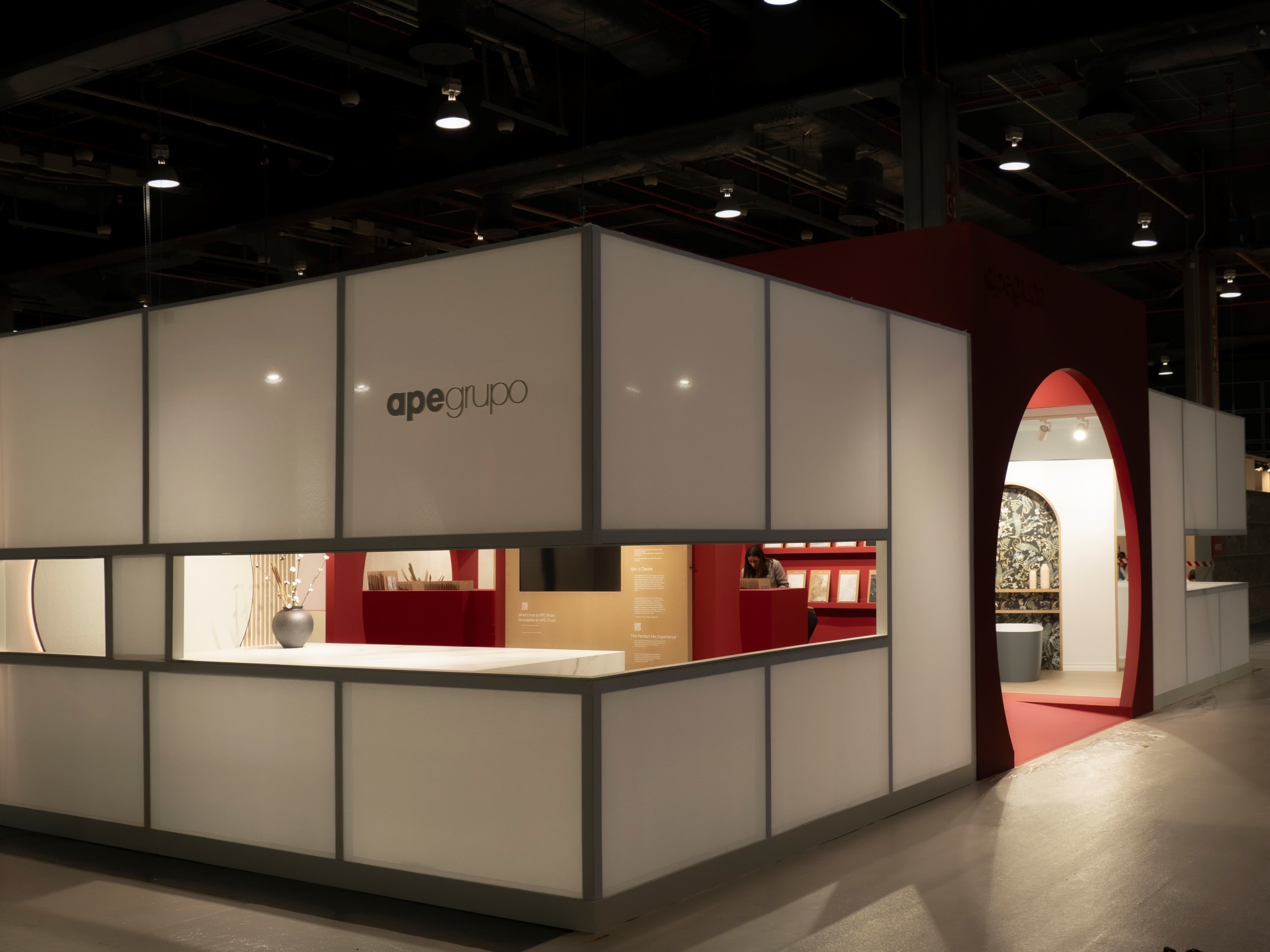 Estand de APE Grupo en Cevisama